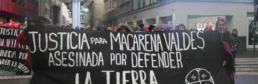 Marchan en Concepción exigiendo justicia en el caso de Macarena Valdés