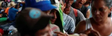 Nueva “caravana de migrantes” cruza frontera sur de México rumbo a EEUU mientras una tercera salió de El Salvador
