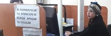 Joven discriminada por su vestimenta mapuche obtendrá finalmente su cédula de identidad: Registro Civil se disculpó