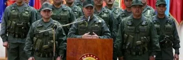 Militares venezolanos se cuadran con el gobierno: Repudian injerencia extrajera y hacen llamado a evitar guerra civil