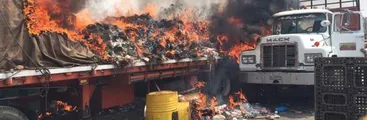 New York Times confirma que fue oposición venezolana quien quemó camiones con supuesta ayuda humanitaria que pretendió ingresar desde Cúcuta
