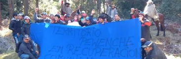 Comunidad de Pitril construye sus casas en territorio recuperado en Valle del Queuco
