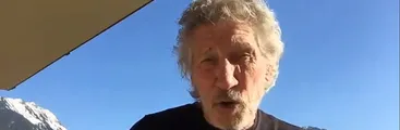 Roger Waters envía saludo a concierto contra el Golpe de Estado en Venezuela realizado en Santiago y dedica unas palabras a Piñera