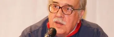 Al toque de gong: Premio Nacional de Periodismo para Manuel Cabieses Donoso