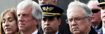 Uruguay: destituyen al ministro de Defensa y a toda la cúpula militar