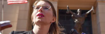 Chelsea Manning, analista de inteligencia acusada de colaborar con WikiLeaks, es liberada tras 62 días de prisión
