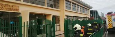 Una decena de estudiantes del colegio Américo Vespucio de Coronel es trasladada a hospital por síntomas de intoxicación
