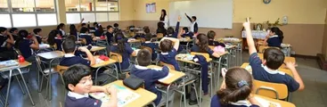 Una vuelta prematura a clases podría disparar contagios de COVID-19 en Chile
