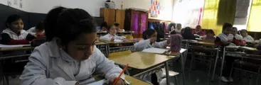 Docentes e historiadores/as exigen: revertir reducción de horas de Historia y renuncia de Ministra de Educación