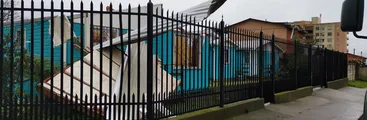 Temporal de viento y lluvia deja daños en Dichato: descartan paso de tromba marina