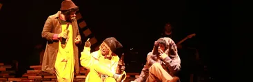 Teatro| La Otra Zapatilla presenta su nueva obra "El absurdo tesoro de la miseria" en Teatro Biobío
