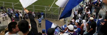 Naval es castigado con un año fuera de competencia por comportamiento de algunos hinchas