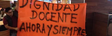 Consiguen hasta equipos e internet para sus estudiantes: Las/os profes y su pugna contra el abandono del Estado