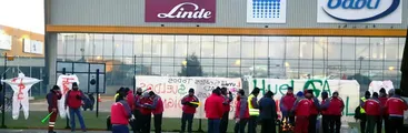 Cuatro días en huelga cumple Sindicato nº1 de empresa Linde