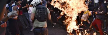 Interpol detiene en España a venezolano acusado de apuñalar y quemar vivo a joven por chavista en una marcha de la oposición