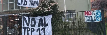 Colegio Brasil amanece en toma en rechazo a Aula Segura y al TPP11
