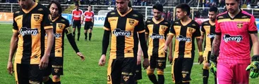 Vial es goleado de visita y con empate en Collao D.Concepción pierde liderato de Tercera A
