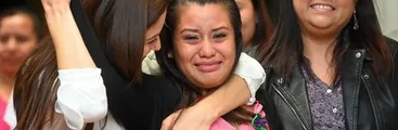 Fue encarcelada por 33 meses por homicidio agravado: absuelven a salvadoreña acusada de abortar