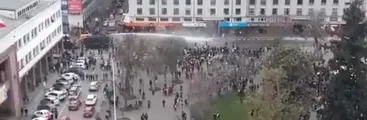 Internacional Disgrace: Police Attack World Climate March in Concepción, Chile