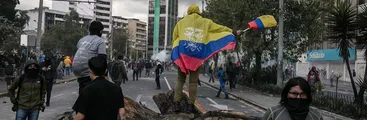 Cinco muertos en las movilizaciones de Ecuador radicalizan a comunidades indígenas que toman retenidos a uniformados