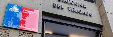 Trabajadoras/es de Dirección del Trabajo denuncian recibir instrucciones contradictorias a su función fiscalizadora y ausencia de dictámenes referidos al contexto actual