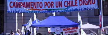 Entrevista: Desde el #CampamentoDignidad junto a representantes de la Coordinadora Nacional No + AFP: