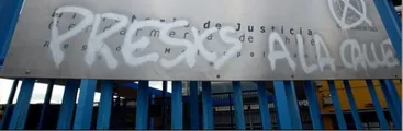 Se manifiestan en las afueras de cárcel Santiago 1: "Es una herramienta de control social que busca castigar la pobreza, la disidencia y a quienes luchan"