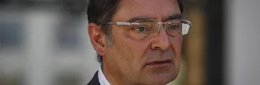 “No se necesita autorización para reunirse o manifestarse”: justicia le da nuevo golpe a intendente de Santiago