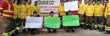 Histórica movilización de brigadistas de la CONAF en medio de incendios forestales