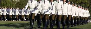 Las violaciones a los DDHH cometidas por Carabineros y el vergonzoso “Sello de Calidad” otorgado por la Comisión Nacional de Acreditación a la Escuela de Oficiales