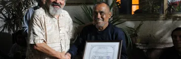 Comunidad cultural de La Serena premia a escritor del Valle Nonguén