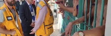 Casi 24 horas sin comida: Denuncian que Gendarmería siguió violentando a la población penal de Santiago 1 tras protesta por mayor sanidad