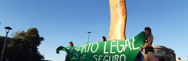 Despenalización del aborto y luchas feministas: El desborde de la institucionalidad patriarcal
