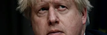 En medio de una serie de escándalos, encubrimiento y persecusión política dimite primer ministro británico Boris Johnson