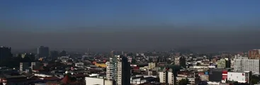 Estudio evaluó la contaminación del aire como factor en la extrema letalidad del SARS-CoV-2 en el norte de Italia