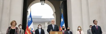 Un gobierno de pantomima