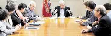 Amplio rechazo a oficio del gobierno que dictamina retorno al trabajo presencial