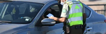 Dos carabineros fueron acusados por cobrar 40 mil pesos en control carretero entre Curanilahue y Los Álamos