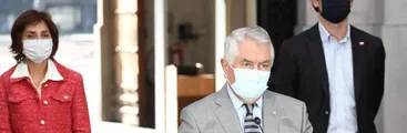 Trabajador sexual acusa abusos sufridos hace 10 años por el nuevo ministro Enrique Paris