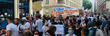 Protestas de trabajadoras y trabajadores de la salud en Francia reciben el apoyo de la población