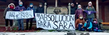 Redes de articulación feministas de Aysén por la absolución de Sara, reclaman legítima defensa