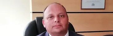 Intendente Giacaman pide salida de director provincial de Educación y asesor de la gobernación provincial tras ser soprendidos violando toque de queda y manejando en estado de ebriedad