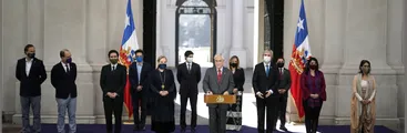 Desesperada medida del gobierno para intentar salvar a las AFP: Bono a un porcentaje de la población y más endeudamiento