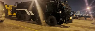 Nuevos vehículos antidisburbios de Carabineros arriban a Chile