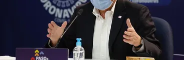 En su trampa: Solicitan sumario contra ministro de Salud por no respetar aforo en cumpleaños con 30 personas