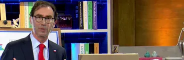 Ministro de Educación insiste en retorno a clases presenciales y presenta "kit sanitario" para los establecimientos