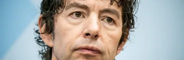 Virólogo alemán Christian Drosten: "el próximo año seguiremos usando mascarillas"