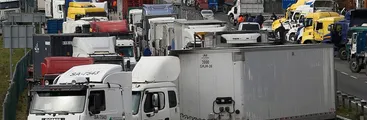 Infracciones de tránsito: las “duras” sanciones del gobierno contra el paro camionero