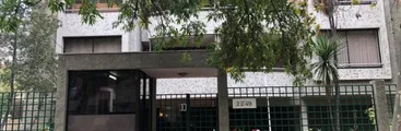 Al menos tres carabineros detenidos por realizar fiesta clandestina en Providencia