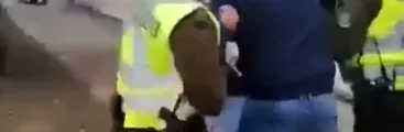 Carabineros detuvo a manifestante solo por gritar "Renuncia Piñera" en Cauquenes